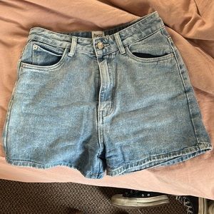 Princess Polly high waisted mom style shorts